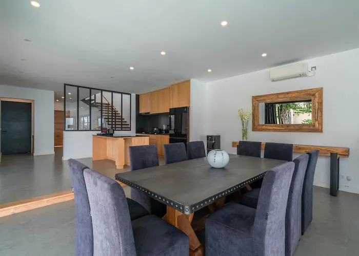 Namaskar - Iconic 5br Cliff - 180° Ocean View ヴィラ *