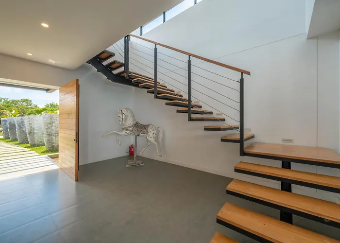 Namaskar - Iconic 5br Cliff - 180° Ocean View ヴィラ
